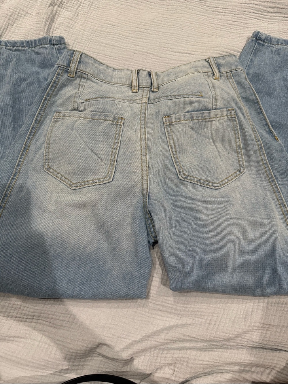 Light Blue Jeans - Picture 5 of 5